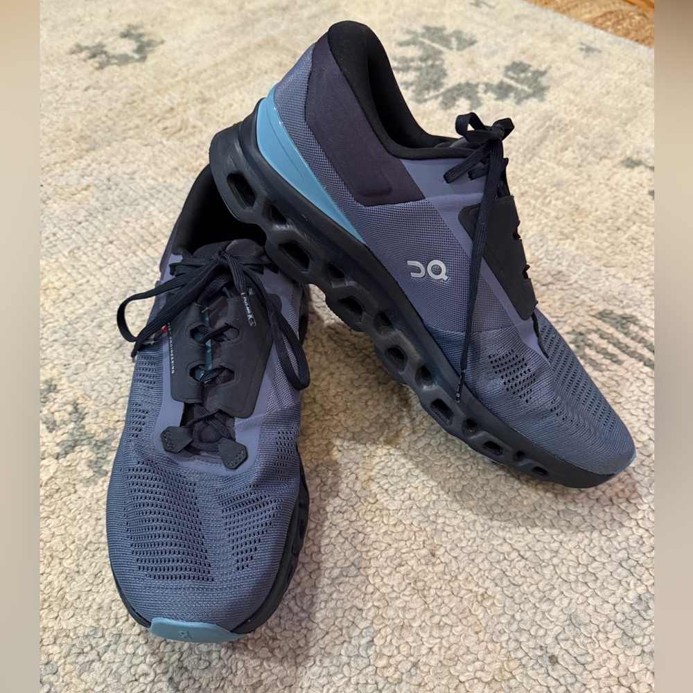 On Cloudstratus 3 Men’s Running Shoes in Metal Wisteria Sz 12 - Picture 2 of 6